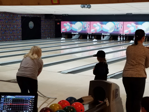 Bowling Alley «Rolling Lanes», reviews and photos, 6301 Joliet Rd, Countryside, IL 60525, USA