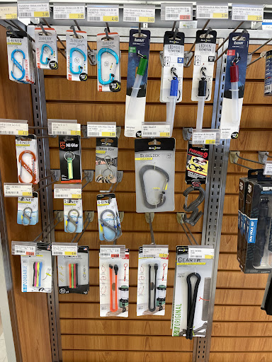 Marine Supply Store «West Marine», reviews and photos, 4141 S 76th St, Greenfield, WI 53220, USA