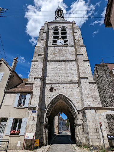 Tour Notre-Dame-du-Val à Provins
