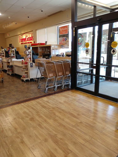 Department Store «HomeGoods», reviews and photos, 2715 W Market St #180, Fairlawn, OH 44333, USA