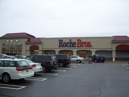 Supermarket «Roche Bros. Burlington», reviews and photos, 34 Cambridge St, Burlington, MA 01803, USA