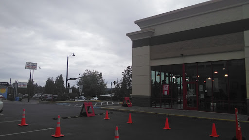 Tire Shop «Discount Tire Store - Shoreline, WA», reviews and photos, 19905 Aurora Ave N, Shoreline, WA 98133, USA