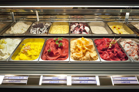 Gelateria Cioccolateria Oasi Via Treviglio, 3461, 24045 Fara Gera D'Adda BG, Italia