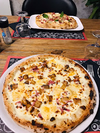 Pizza du Pizzeria Lazzaro pizza à Legé - n°12