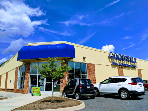 Thrift Store «Goodwill Store and Donation Center», reviews and photos, 85 Heritage Dr, Palmyra, VA 22963, USA