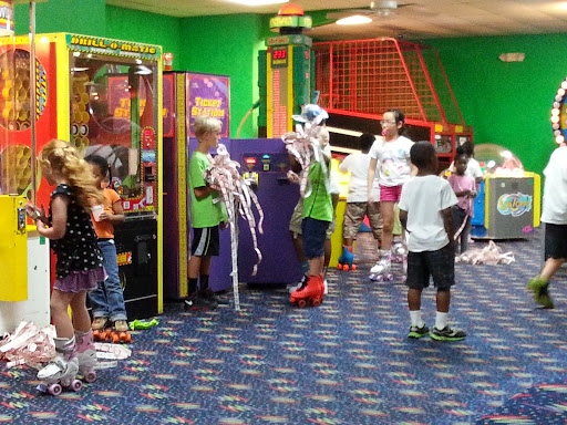 Video Arcade «Sparkles Family Fun Center of Smyrna», reviews and photos, 666 Smyrna Hill Dr, Smyrna, GA 30082, USA