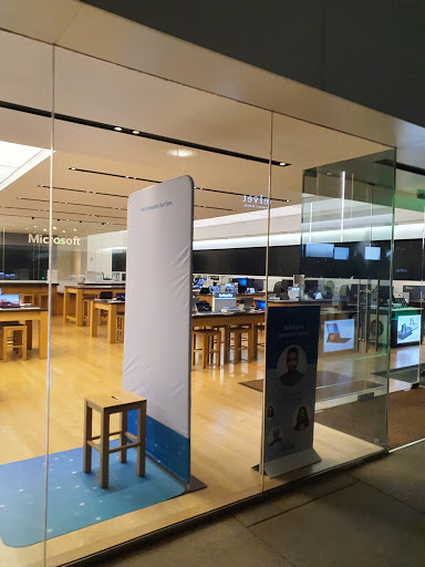 Computer Store «Microsoft Store - Stanford Shopping Center», reviews and photos, 186 Stanford Shopping Center, Palo Alto, CA 94304, USA