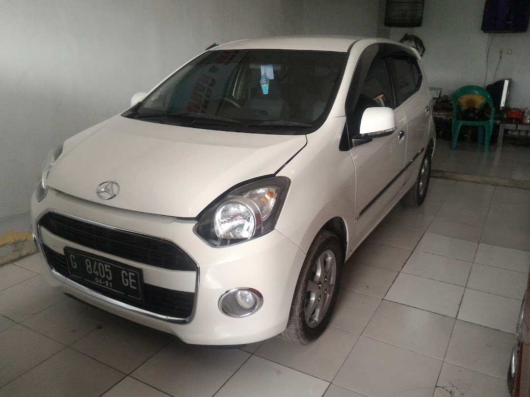 Putri Mobil