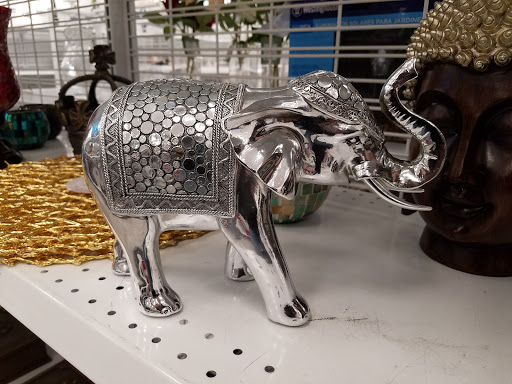 Clothing Store «Ross Dress for Less», reviews and photos, 15301 Manchester Rd, Ballwin, MO 63011, USA