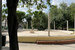 Parque Salvador de Madariaga image