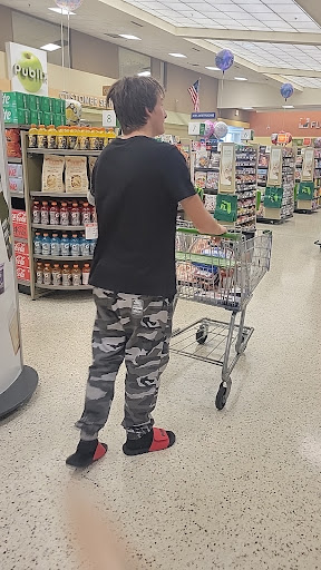 Supermarket «Publix Super Market at Holiday Centre», reviews and photos, 4701 Sunray Dr, Holiday, FL 34690, USA