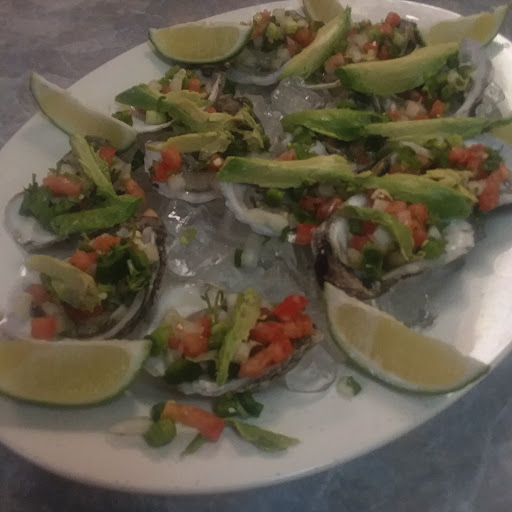 Grocery Store «La Misma Luna Supermarket», reviews and photos, 2901-2977 London Rd, Eau Claire, WI 54701, USA