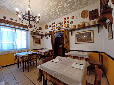 Trattoria Bar Al Torchio Di Poli G. Frazione Usurana, 1, 19020 Calice al Cornoviglio SP, Italia