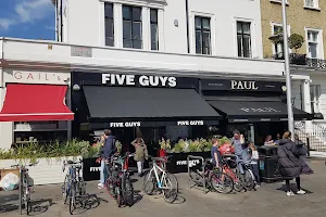 Five Guys St. Paul's image