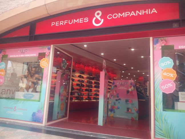 Perfumes & Companhia - Aveiro