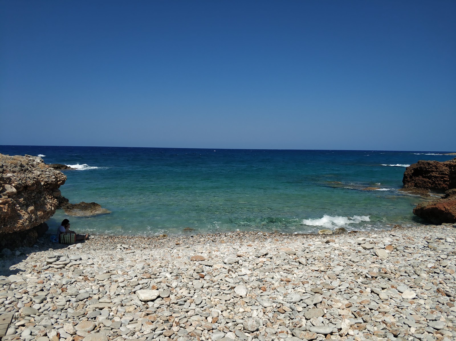 Foto av Lagadaki beach med lätt sten yta