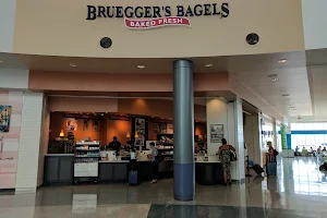 Bruegger's Bagels image