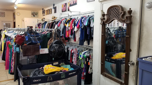 Thrift Store «Unique Boutique Steinway Thrift Shop», reviews and photos, 2588 Steinway St, Astoria, NY 11103, USA