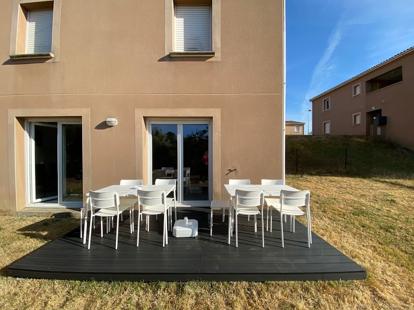 spacieux appartement en duplex en rez de jardin à Pouzauges (Vendée 85)