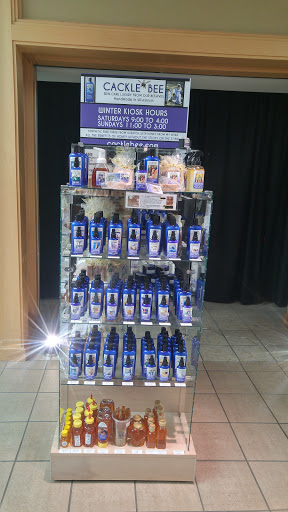 Shopping Mall «Hilldale Shopping Center», reviews and photos, 726 N Midvale Blvd, Madison, WI 53705, USA