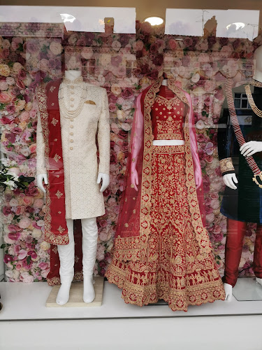 Reviews of Vivah Fashion in Leicester - Clothing store