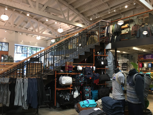 Clothing Store «Patagonia Santa Monica», reviews and photos, 1344 4th St, Santa Monica, CA 90405, USA