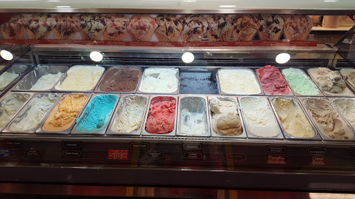 Ice Cream Shop «Cold Stone Creamery», reviews and photos, 2015 S Hurstbourne Pkwy, Louisville, KY 40220, USA