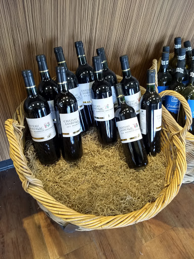 Wine Store «Fine Wine & Good Spirits», reviews and photos, 125 Town Center Dr, Wexford, PA 15090, USA