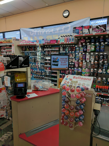 Dollar Store «FAMILY DOLLAR», reviews and photos, 301 Northampton St, Easton, PA 18042, USA