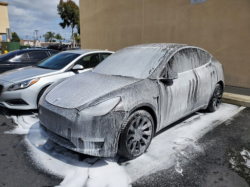 Rivera Auto Spa en Bell Gardens