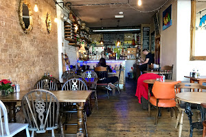 Passenger Cafe & Bar