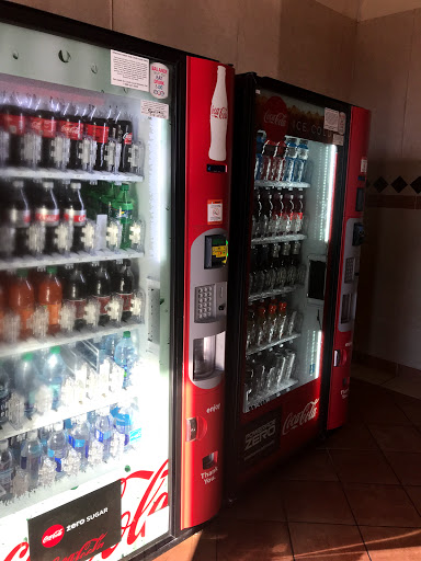 Shopping Mall «Silver Sands Premium Outlets», reviews and photos, 10562 Emerald Coast Pkwy W, Miramar Beach, FL 32550, USA