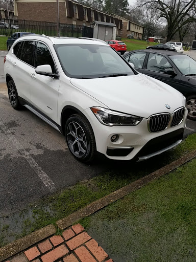 Auto Body Shop «Landmark Collision Center», reviews and photos, 110 15th St E, Tuscaloosa, AL 35401, USA