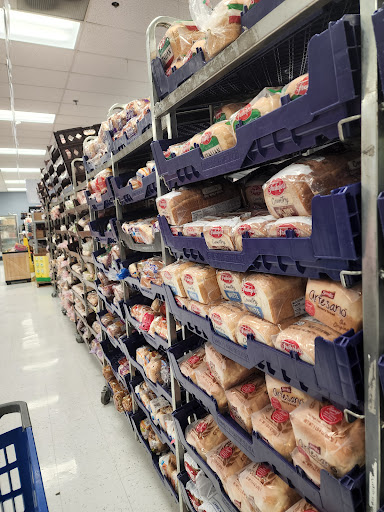 Grocery Store «Price Rite of Cranston», reviews and photos, 1415 Elmwood Ave, Cranston, RI 02910, USA