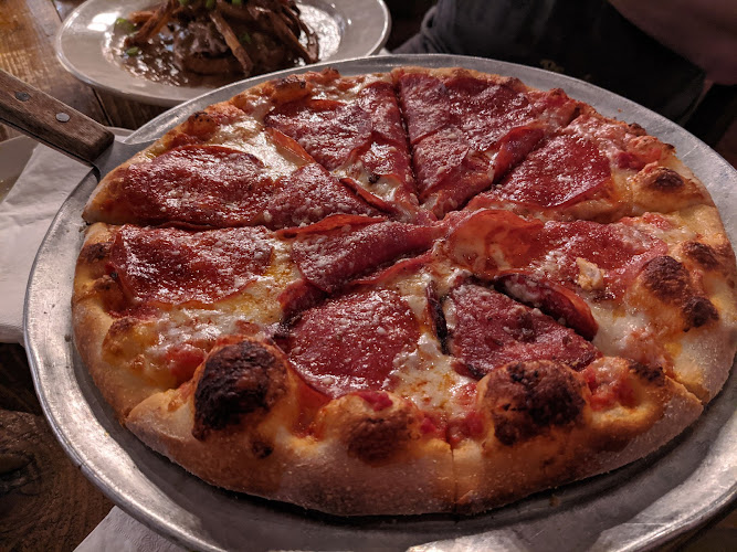 #1 best pizza place in Pasadena - Founders Tavern & Grille