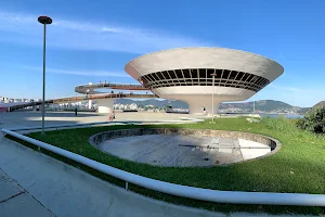 Niterói Contemporary Art Museum image