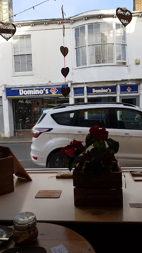 Reviews of Domino's Pizza - Newport (Isle of Wight) in Newport - Restaurant