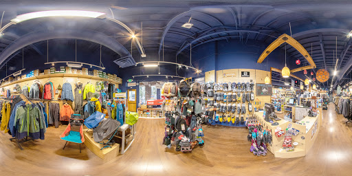 Outdoor Sports Store «Tahoe Mountain Sports», reviews and photos, 11200 Donner Pass Rd #5e, Truckee, CA 96161, USA