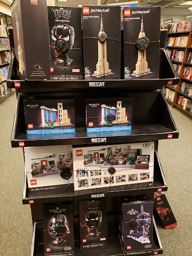 Book Store «Barnes & Noble Oxford Valley», reviews and photos, 210 Commerce Blvd, Fairless Hills, PA 19030, USA