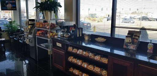 Car Wash «Wellwood Car Wash», reviews and photos, 990 Wellwood Ave, Lindenhurst, NY 11757, USA