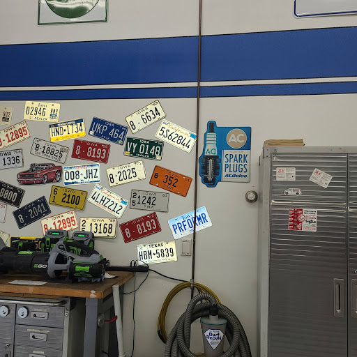 Auto Parts Store «Ace Body & Motor», reviews and photos, 625 NE 45th Pl, Des Moines, IA 50313, USA