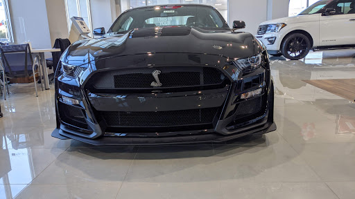 Oil Change Service «Quick Lane at Mac Haik Ford», reviews and photos, 10333 Katy Fwy, Houston, TX 77024, USA