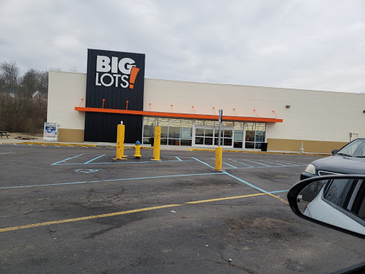 Discount Store «Big Lots», reviews and photos, 888 Green Blvd, Aurora, IN 47001, USA