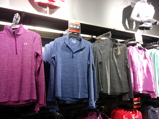 Shopping Mall «North Bend Premium Outlets», reviews and photos, 461 S Fork Ave SW, North Bend, WA 98045, USA