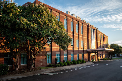 309 S Sharon Amity Rd #200, Charlotte, NC 28211, USA