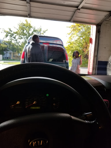 Car Wash «Cuse Hand Car Wash», reviews and photos, 18074 Conant St, Detroit, MI 48234, USA