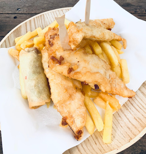Catch 22 - Traditional fish and chips - Hamburger