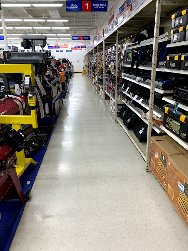 Hardware Store «Harbor Freight Tools», reviews and photos, 374 Mall Cir Dr, Monroeville, PA 15146, USA