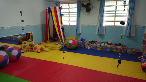 Logo da empresa - Creche Jardim Arpoador
