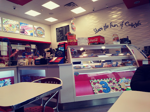 Shopping Mall «Twin Cities Premium Outlets», reviews and photos, 3965 Eagan Outlets Pkwy, Eagan, MN 55122, USA